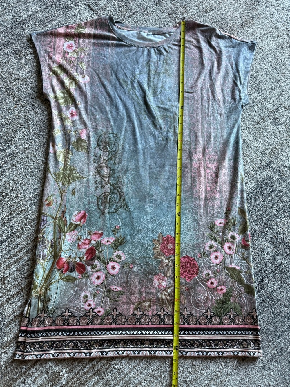 Floral Print Short Sleeve Dress in Dusty Blue and Pink - Picture 4 of 5